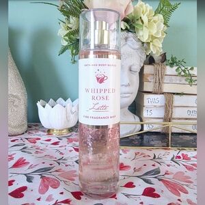 Bath & Body Works Whipped Rose Latte Fragrance Mist
